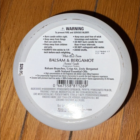 White Barn Balsam & Bergamot 3 wick candle - Picture 4 of 4